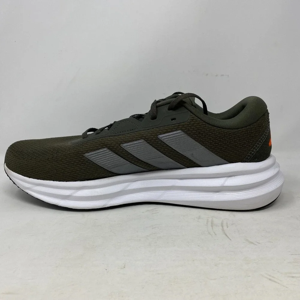 ADIDAS Men's Galaxy 7 Running‎ Cloud Olive Green Shoes Size 11.5 Used
